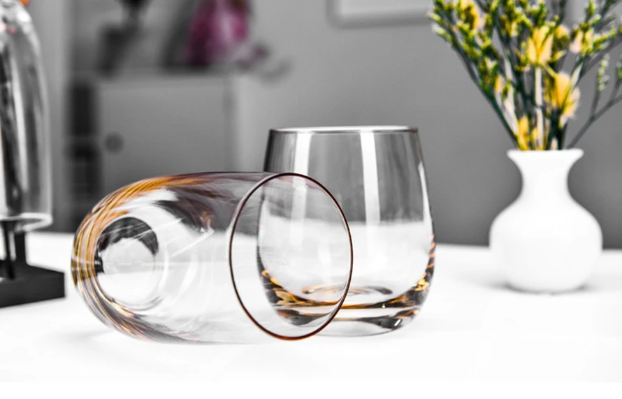 gold rimmed glassware set-----1 gold rimmed glassware set-----1